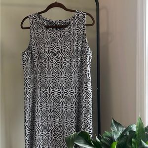 AB Studio black and white print sleeveless dress. Size XL